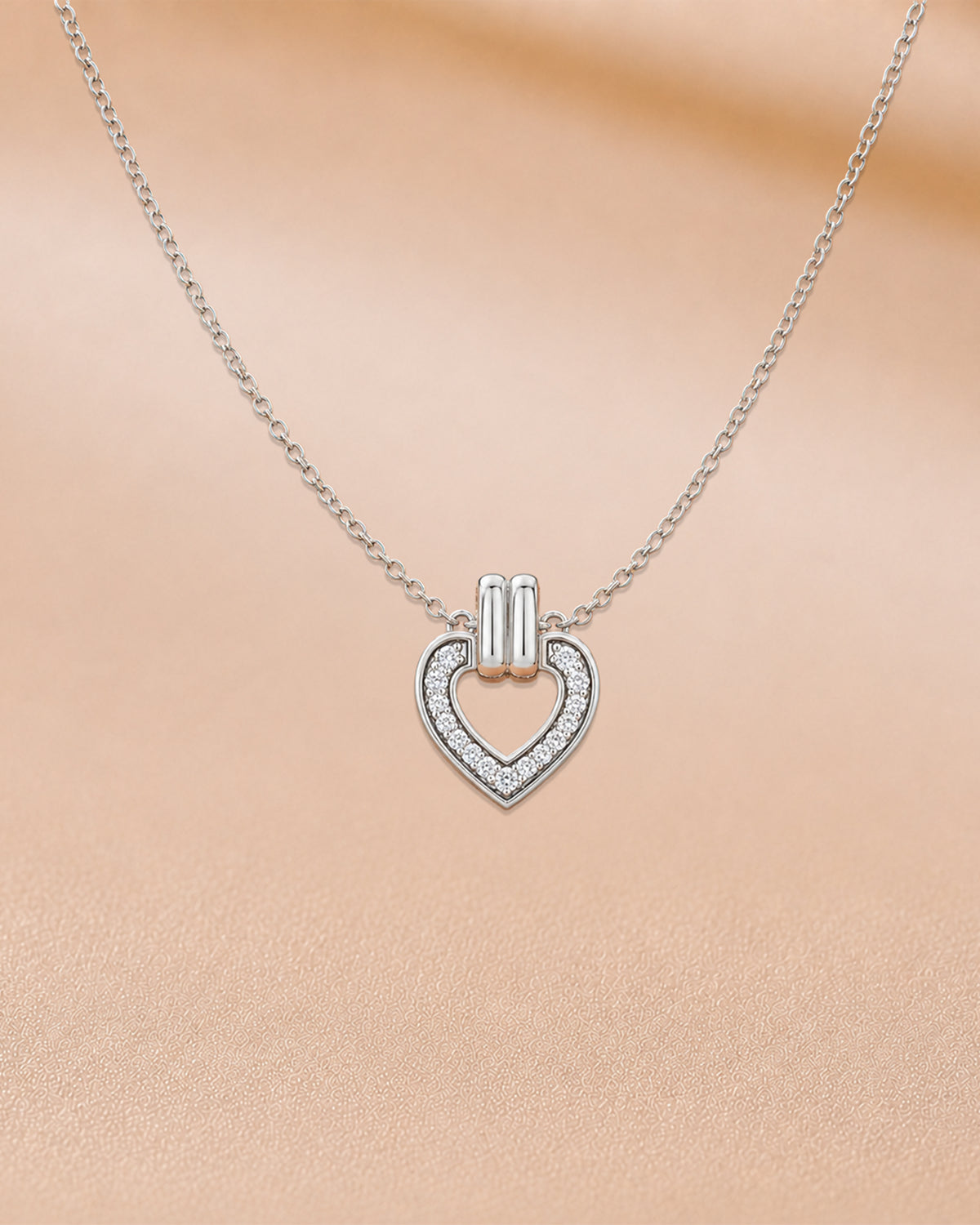 9K yellow gold heart-shaped diamond pendant necklace by Oré
