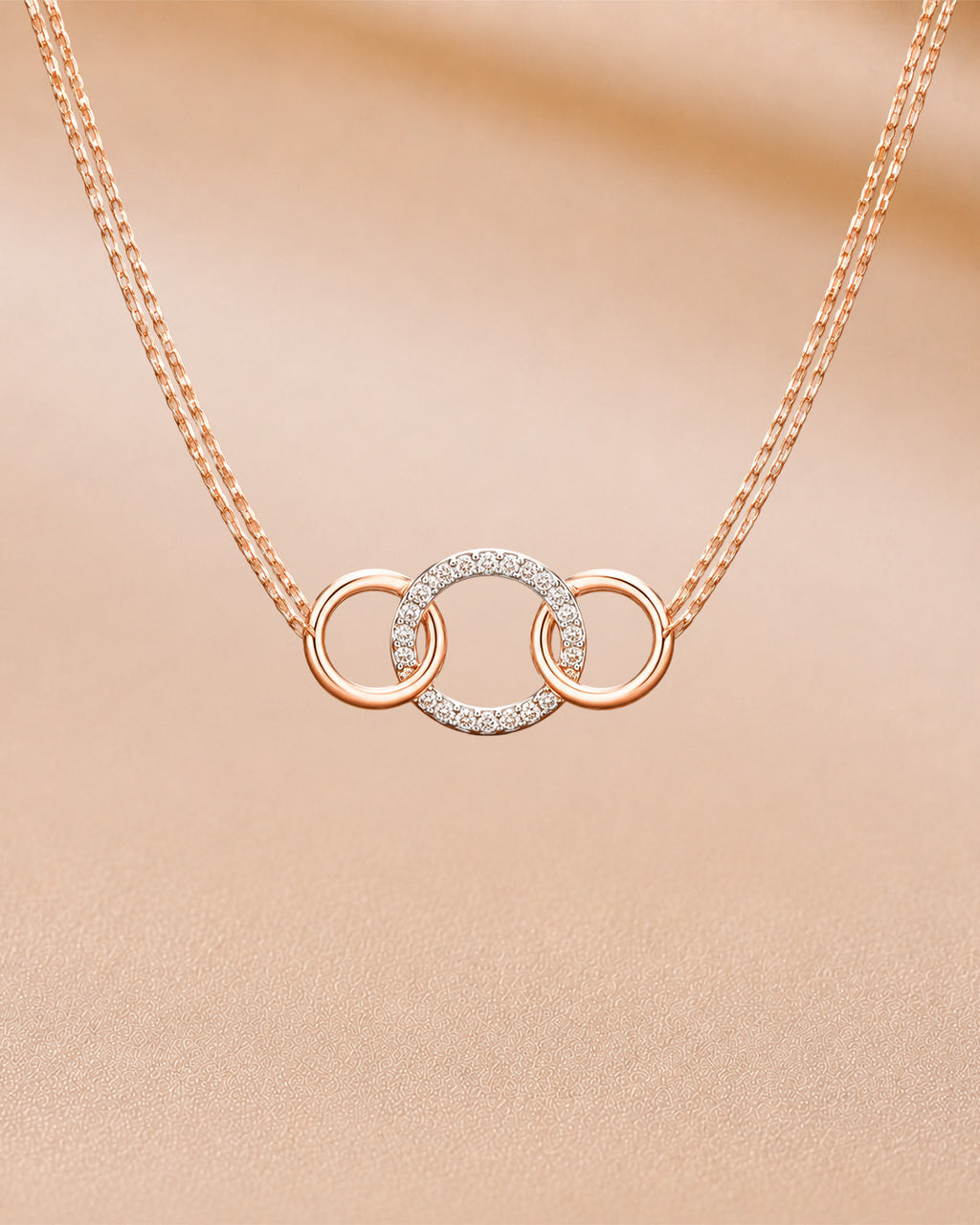 Ore 9K Gold Interlocking Triple-Circle Chain Bracelet