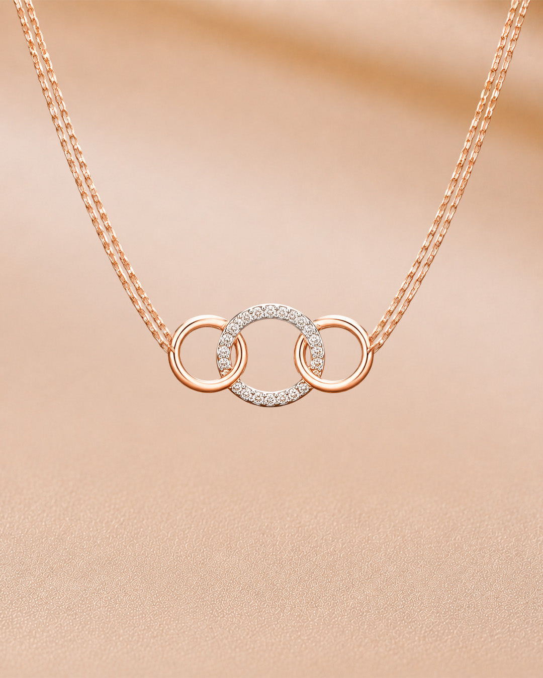 Ore 9K Gold Interlocking Triple-Circle Chain Bracelet