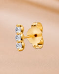 Ore 9K Yellow Gold Three-Stone Vertical Diamond Nose Pin