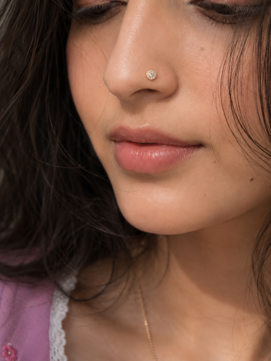 18K gold round halo solitaire nose pin by Oré, view 3