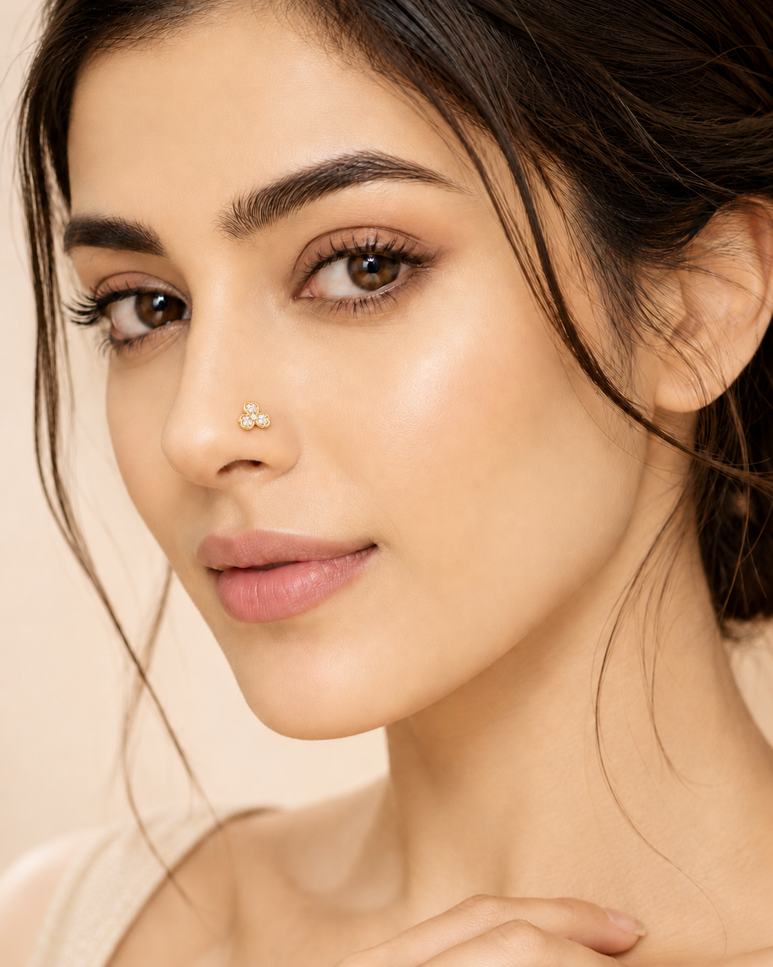 Ore 14KT Yellow Gold Flower Nose Pin