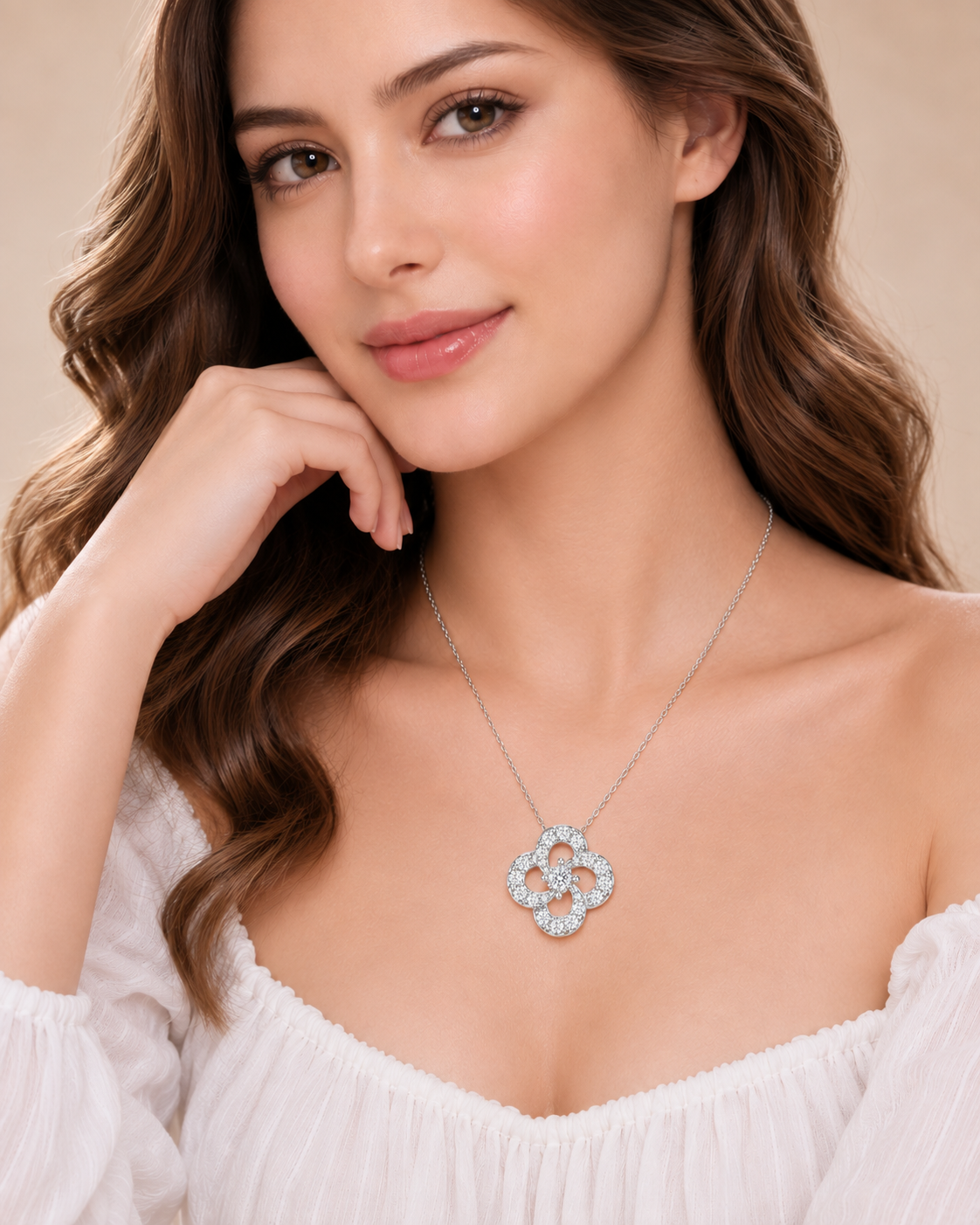 Ore 14KT Yellow Gold Flower Pendant with Chain