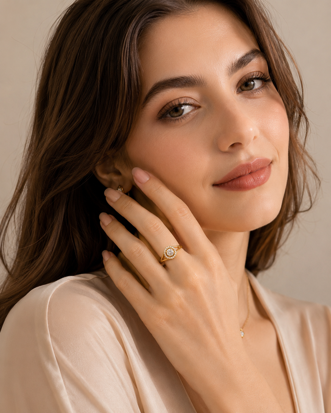 Ore 9K Gold Round Halo Cluster Ring