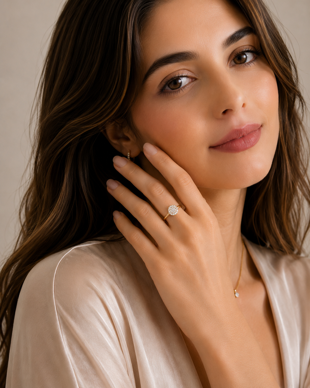 Ore 9 KT Round Diamond Cluster Design Ring