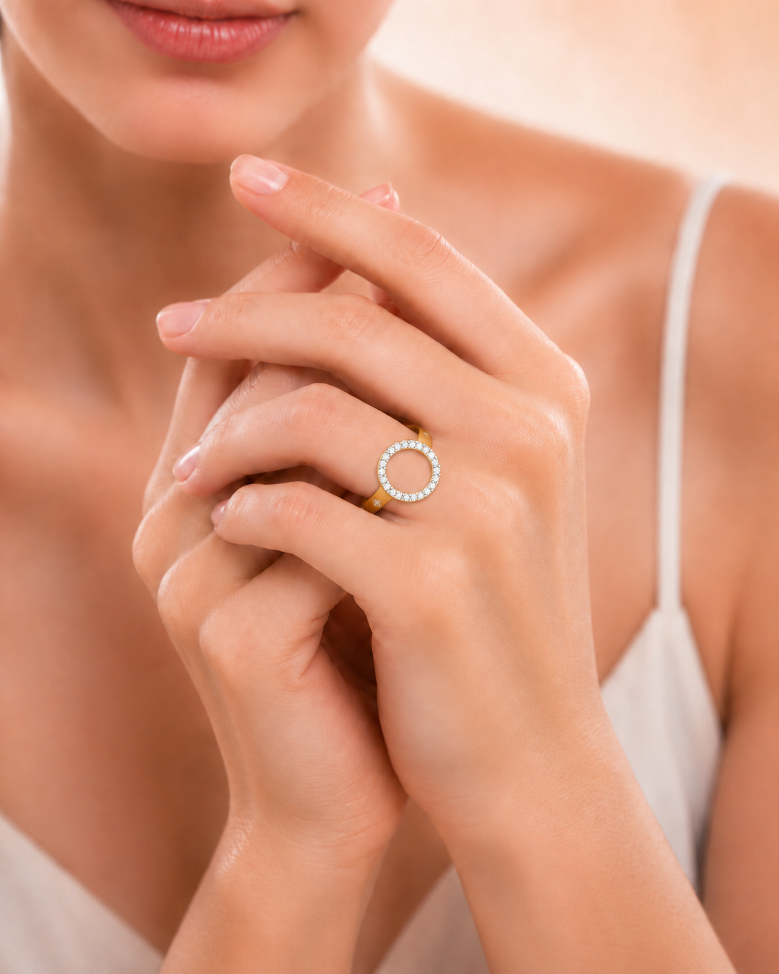 Ore 14KT Yellow Gold Round Design Ring