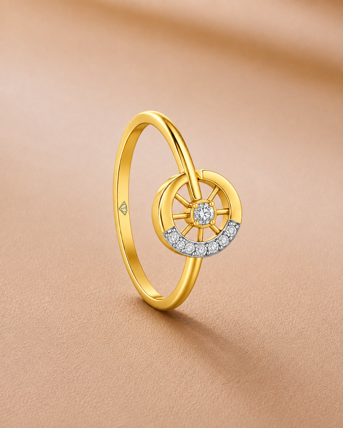 Ore 14KT Yellow Gold Wheel-Shaped Ring